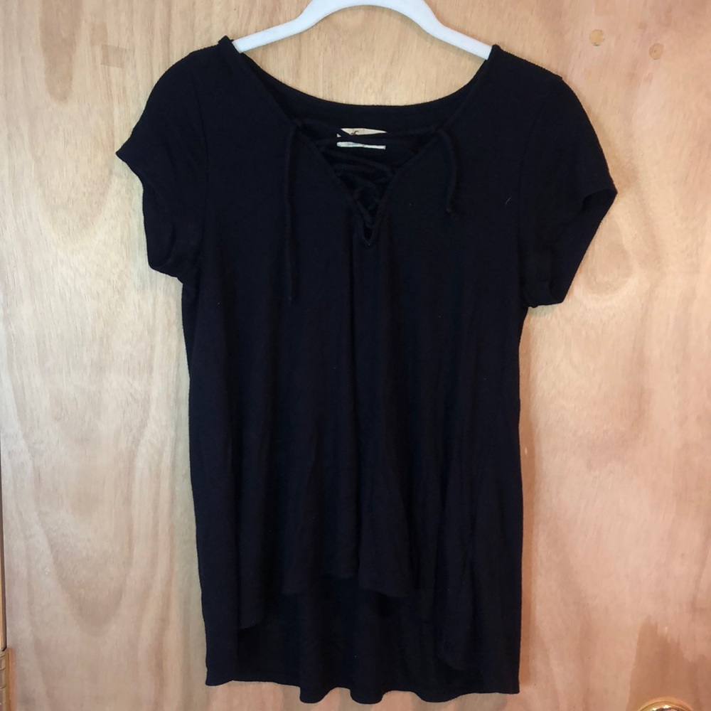 Hollister tee shirt